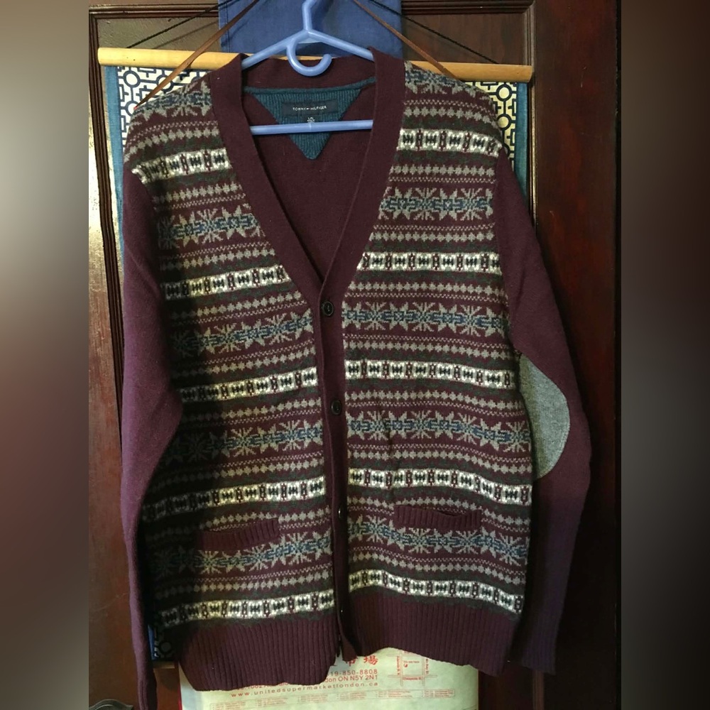 Tommy Hilfiger Maroon and Gray Patterned Wool Cardigan